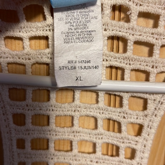 Teal tank top - Picture 4 of 4